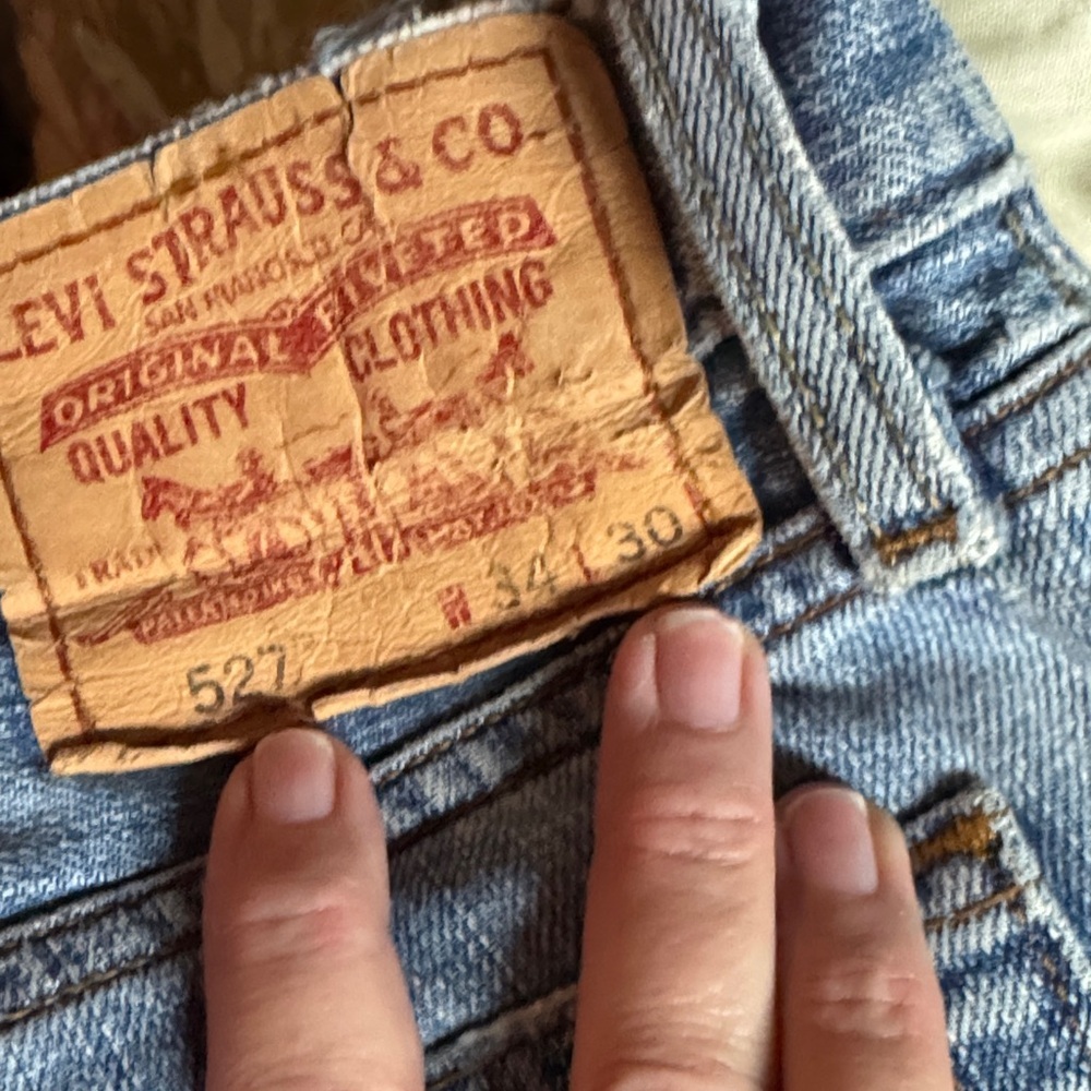 Levi's Classic Blue Jeans - Picture 3 of 7
